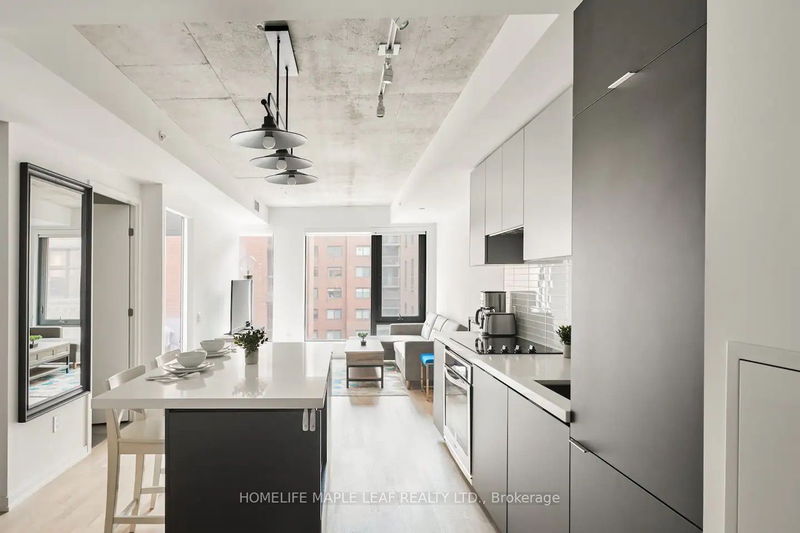 home for lease on 315-60 Colborne Street