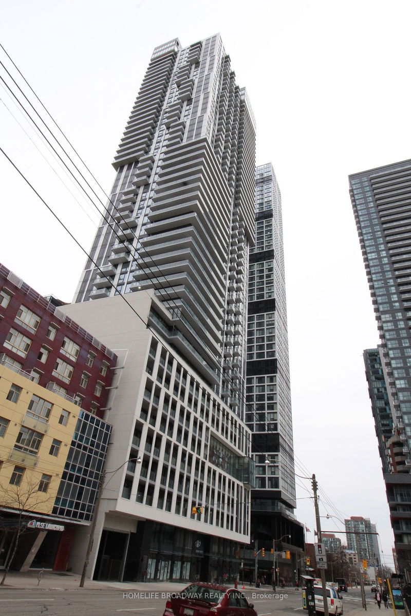 home for lease on 738-251 Jarvis Street