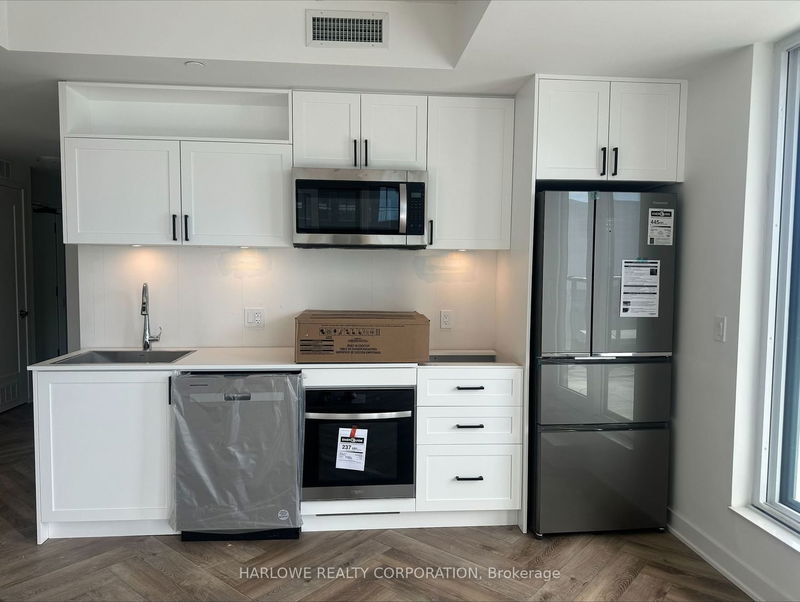 home for lease on 2008 E-70 Princess Street