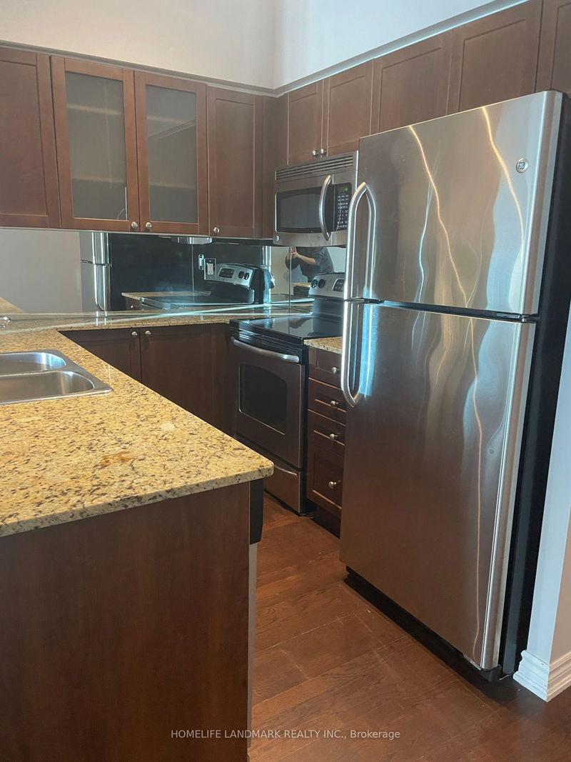 home for lease on 3801-761 Bay Street