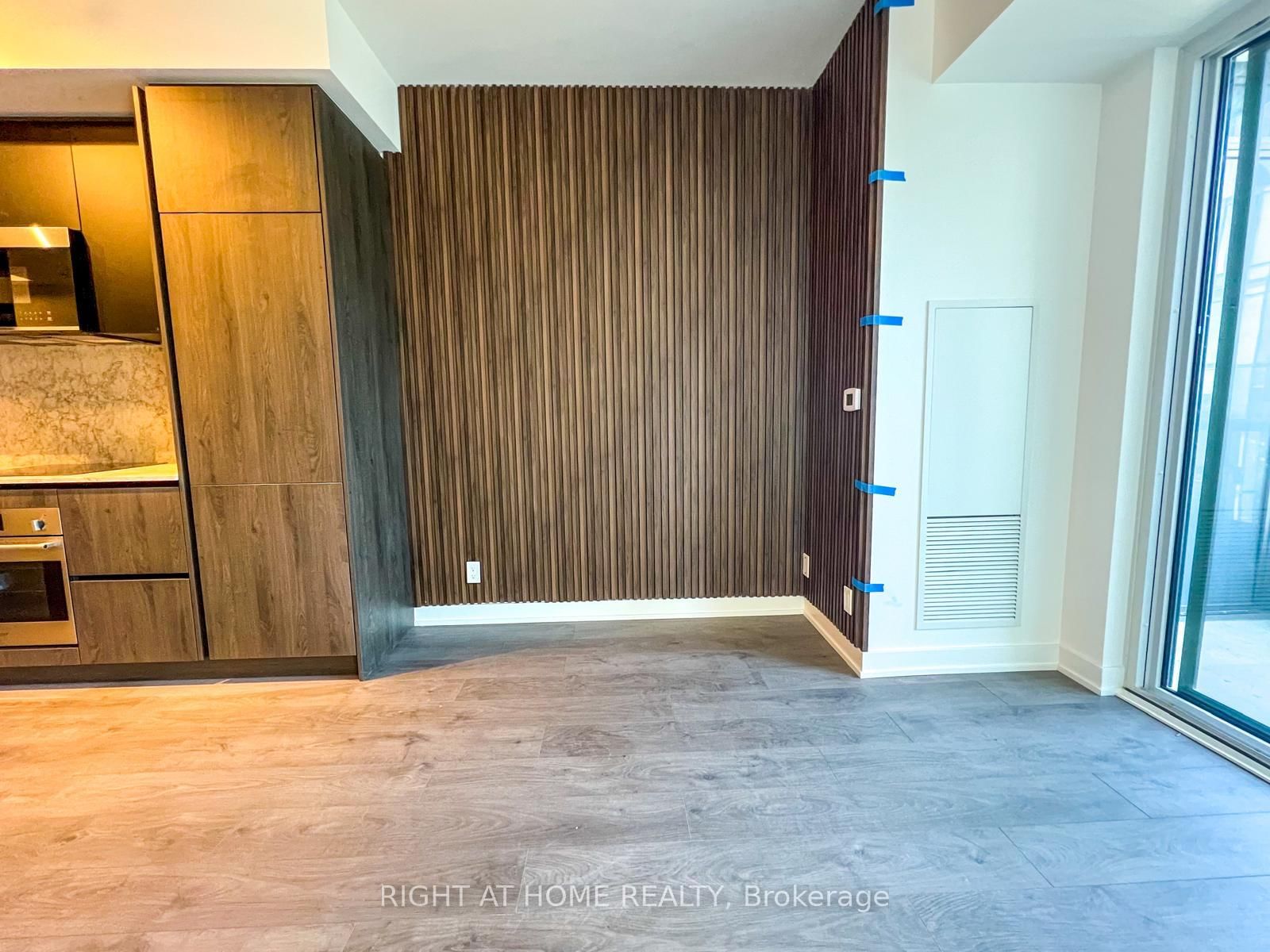 108 Peter Street, Unit 4305 - Photo 3