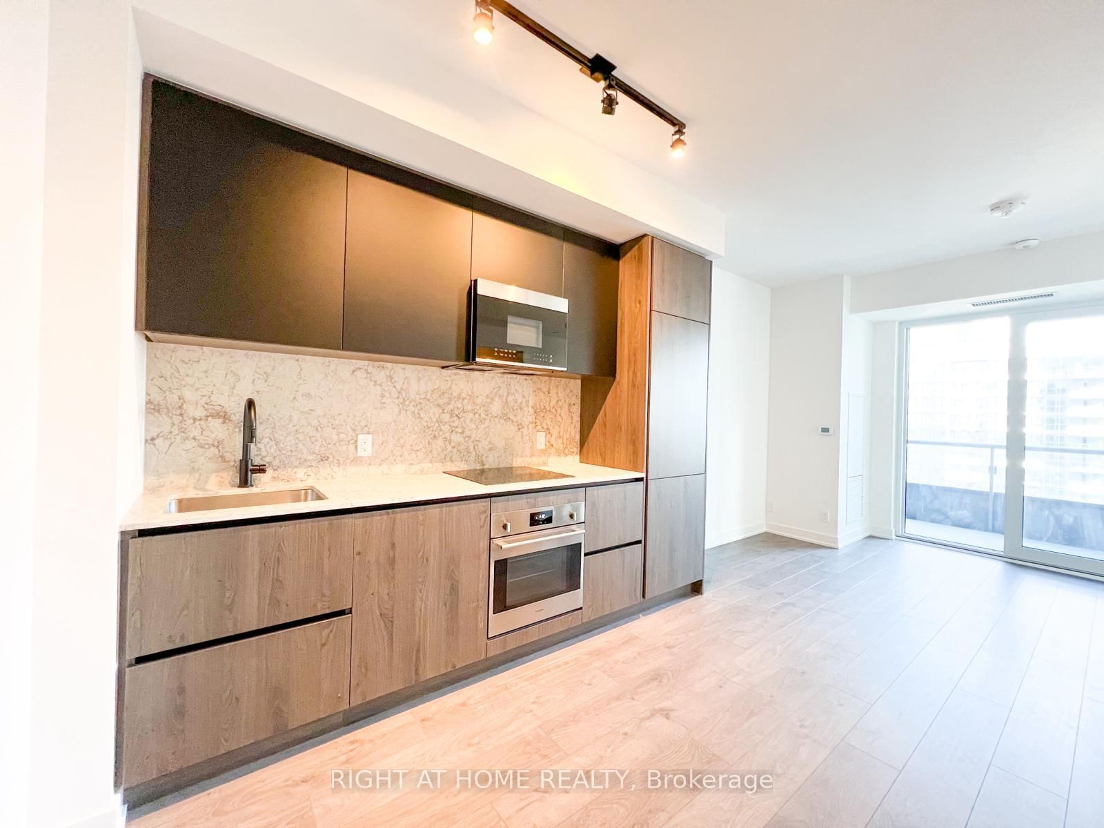 108 Peter Street, Unit 4305 - Photo 5