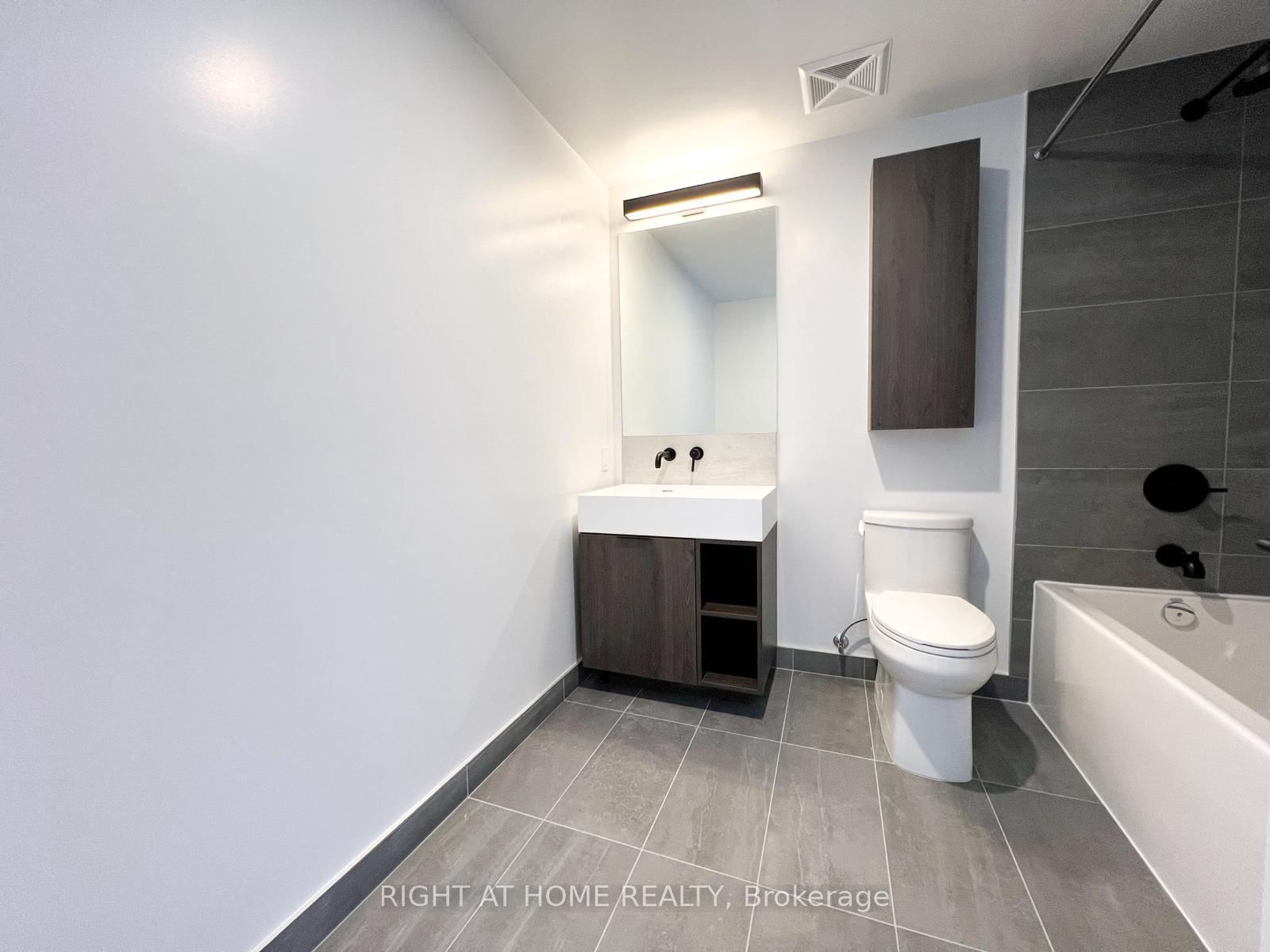 108 Peter Street, Unit 4305 - Photo 9