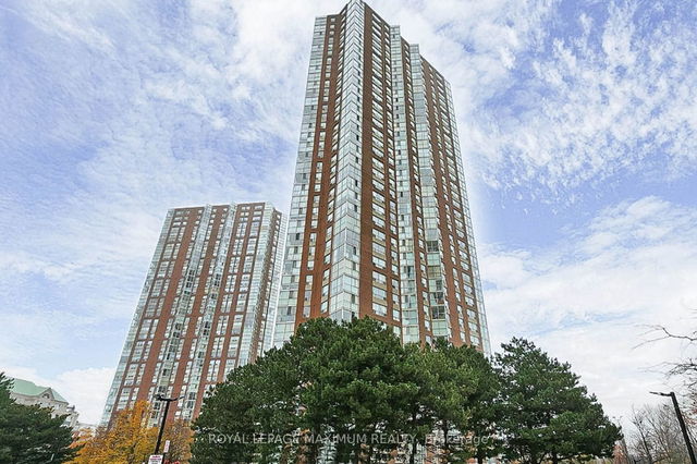 1704 - 5 Concorde Place S