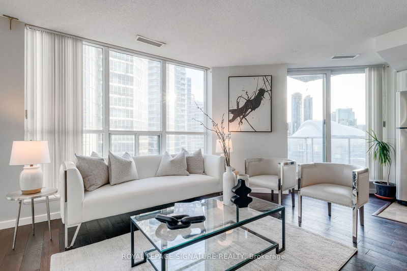 home for sale on 1512-8 York Street
