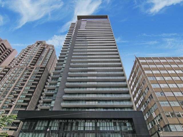 home for lease on 710-770 Bay Street