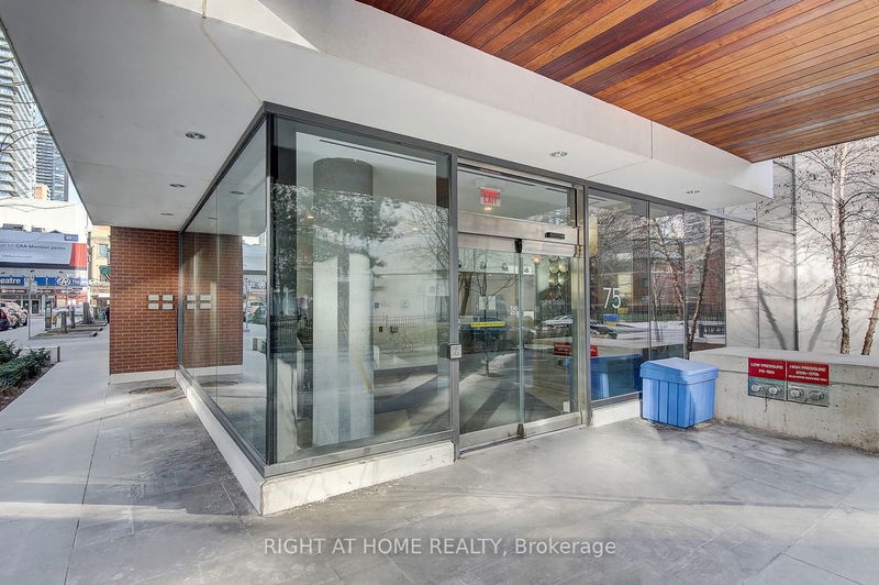 home for sale on 309-75 St Nicholas Street