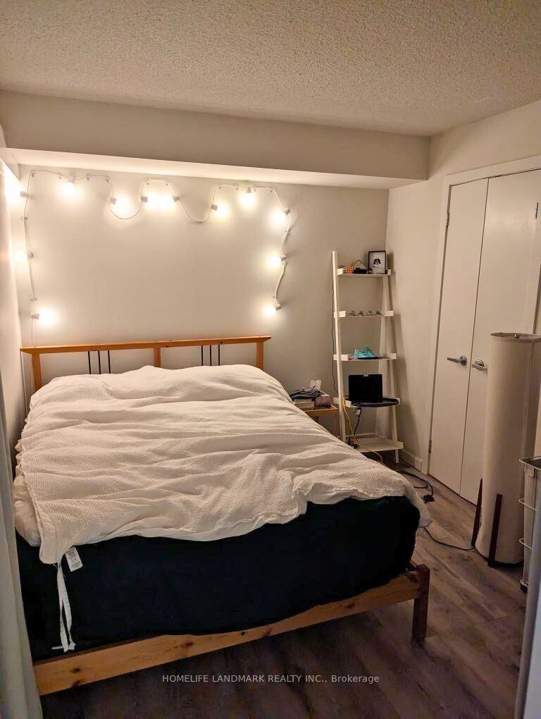 home for lease on 708-8 York Street