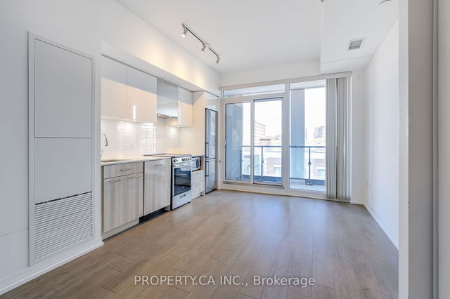403 - 251 Jarvis Street