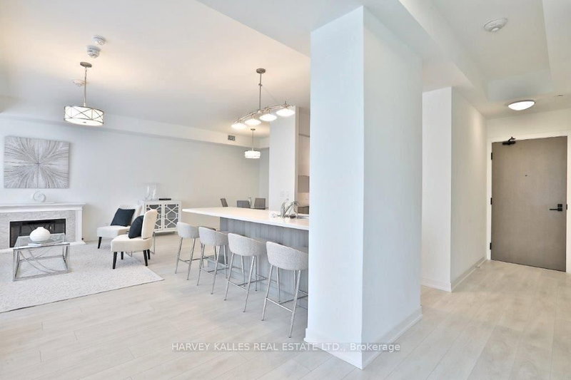 Th1 - 223 St Clair Ave W, Toronto, M4V 1R3 | Image 3
