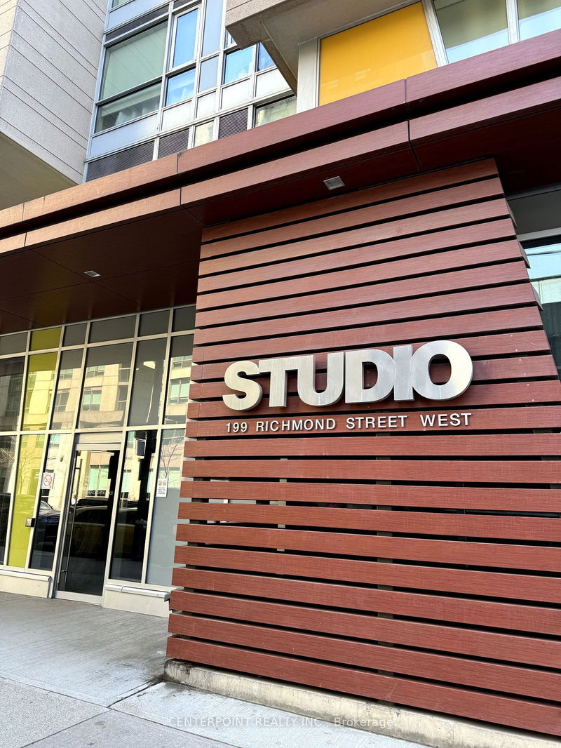 home for lease on 2905-199 Richmond Street W