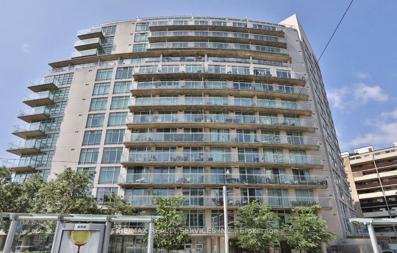 home for lease on 821-650 Queens Quay W