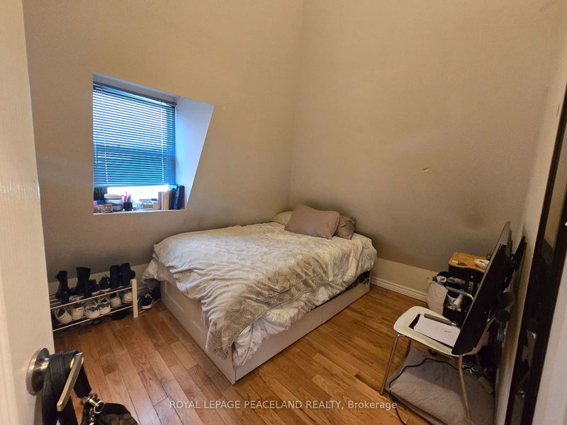 home for lease on 3C-34 Ross Street