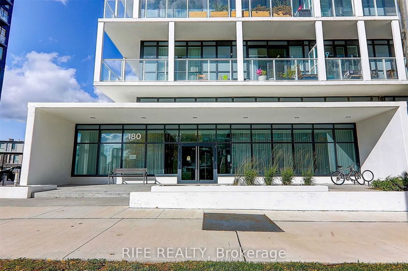 home for lease on 1003-180 Fairview Mall Drive