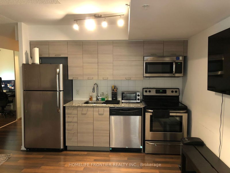 home for lease on 322-20 Joe Shuster Way