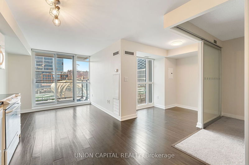 home for lease on 321-151 Dan Leckie Way