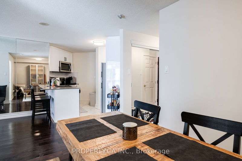 home for lease on 903-736 Bay Street