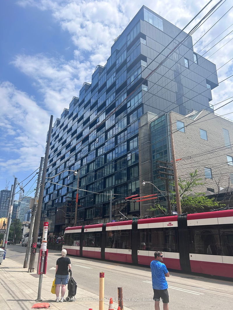 home for sale on 1128-629 King Street W