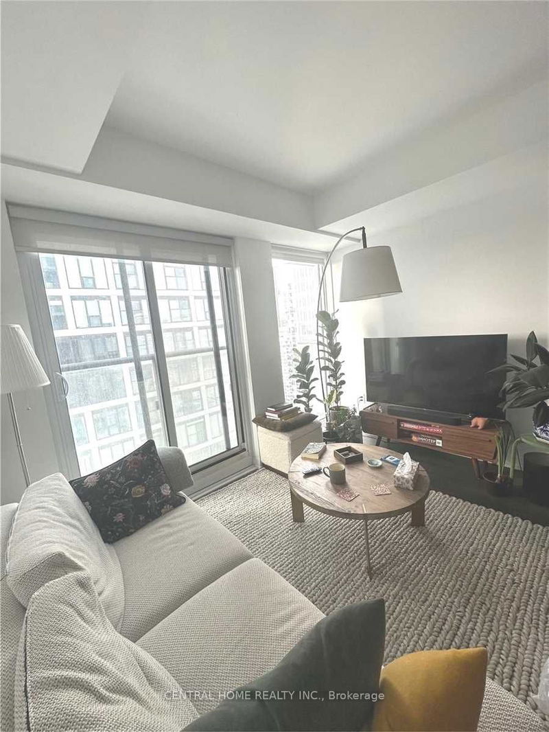 home for lease on 3104-251 Jarvis Street