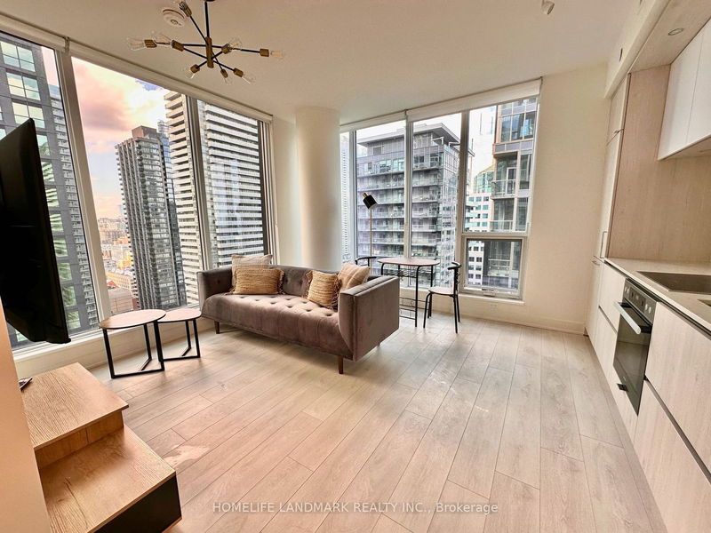home for lease on 2614-35 Mercer Street