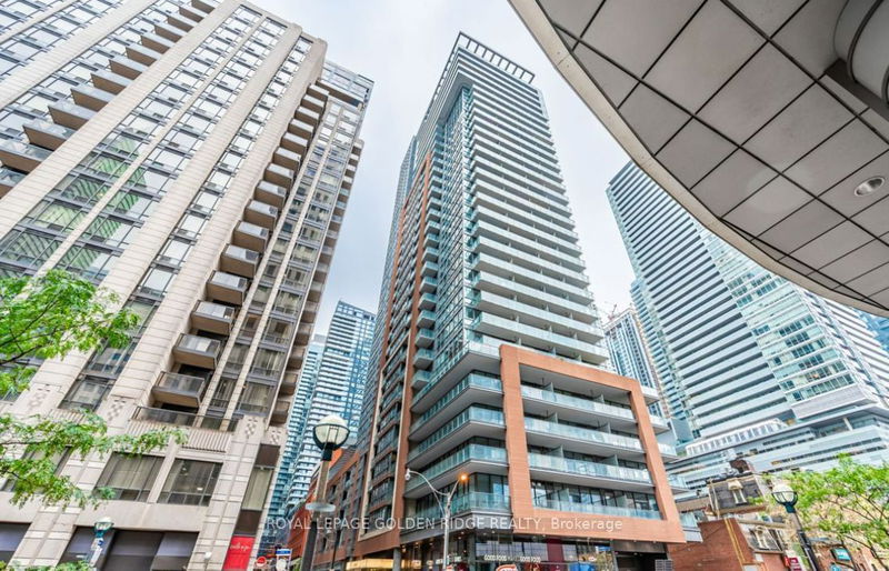 home for lease on 207-8 Mercer Street