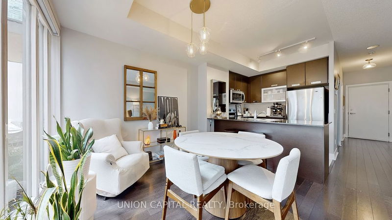 home for sale on 103-90 Stadium Road