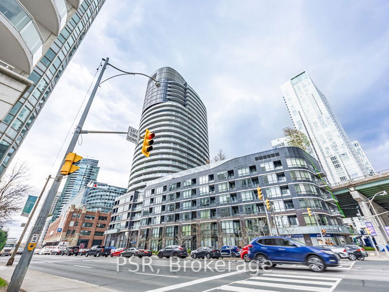 home for lease on 1708-38 Dan Leckie Way E
