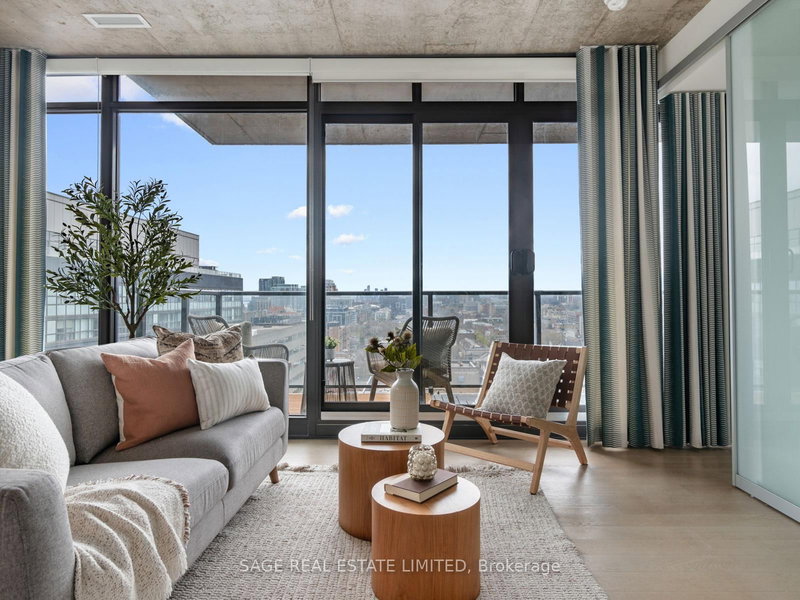 1502 - 111 Bathurst St, Toronto, M5V 0M9 | Image 3