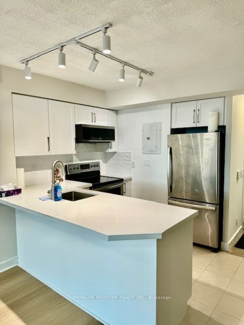 home for lease on 1601-373 Front Street