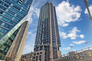 home for lease on 3101-1 The Esplanade End