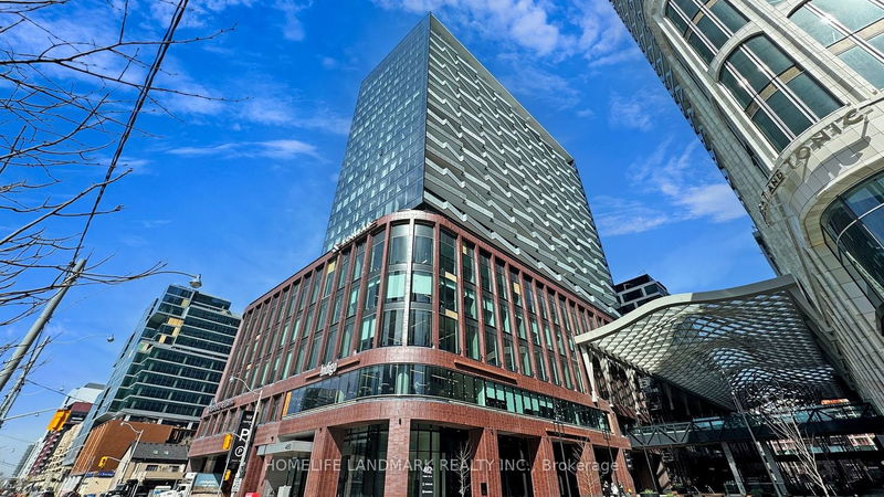 home for lease on 2004-480 Front Street W