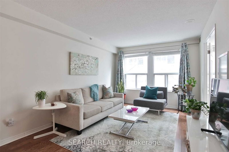 home for lease on 215-230 King Street E