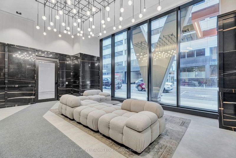 home for lease on 4313-108 Peter Street