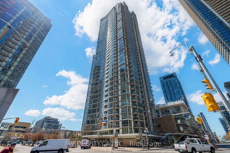 home for sale on 1105-10 Navy Wharf Court
