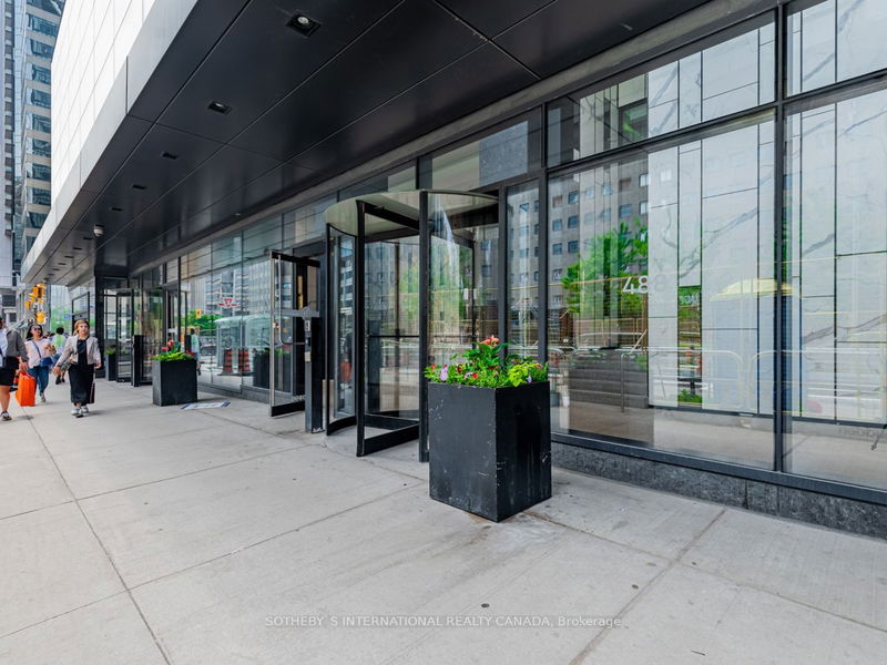 home for lease on 5115-488 University Avenue