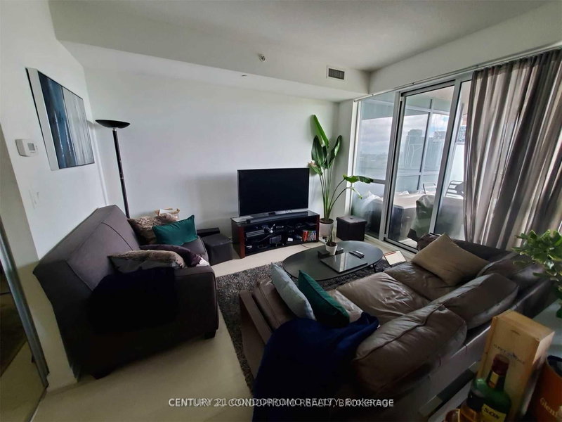 2201 - 20 Bruyeres Mews, Toronto, M5V 0G8 | Image 3