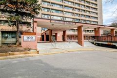 home for sale on 604-100 Leeward Glwy