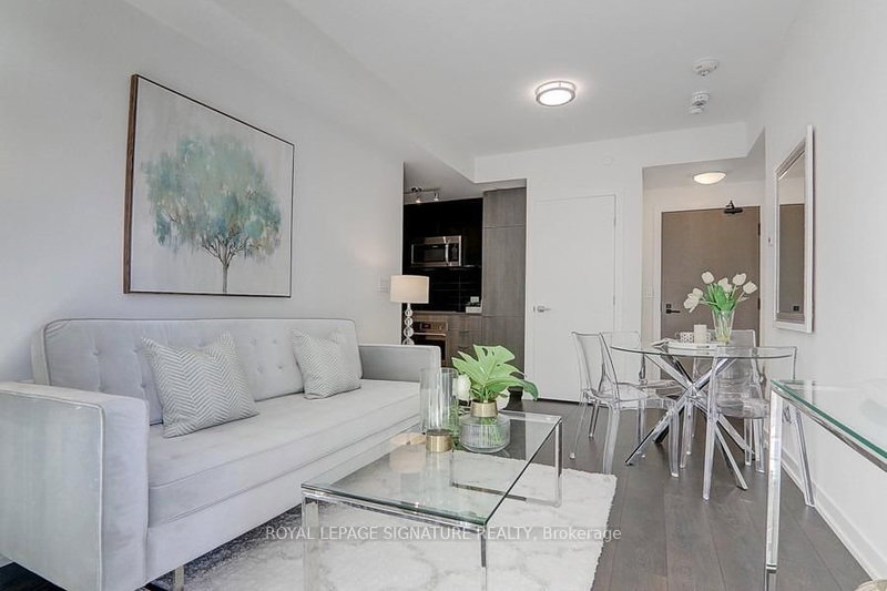 318 - 223 St Clair Ave W, Toronto, M4V 0A5 | Image 2