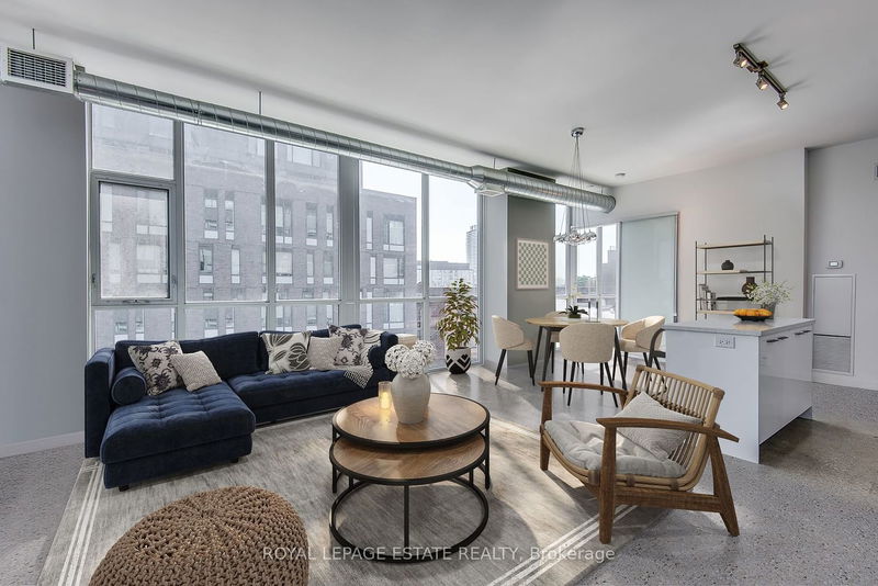 home for lease on 422-510 King Street E