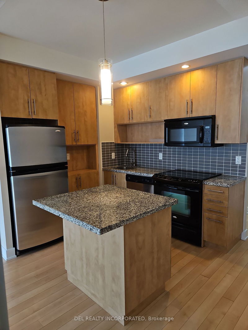 home for lease on 802-120 Homewood Avenue