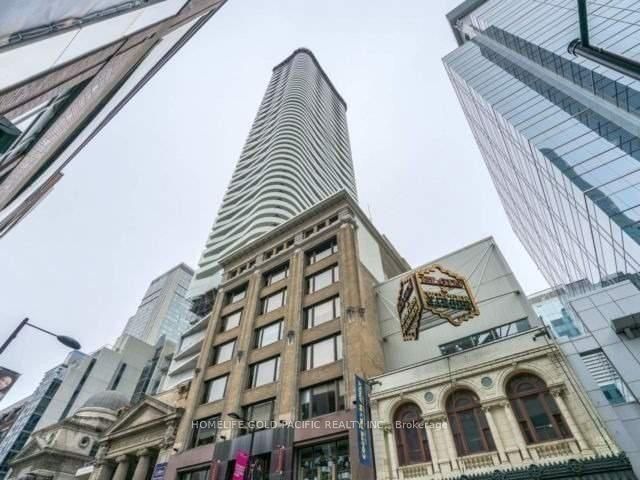 home for lease on 4114-197 Yonge Street