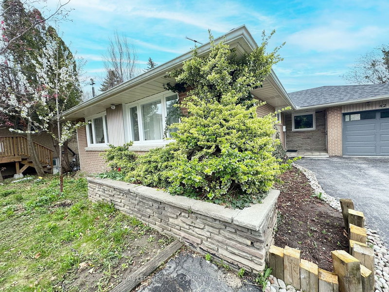 42 Millgate Cres, Toronto, M2K 1L6 | Image 2