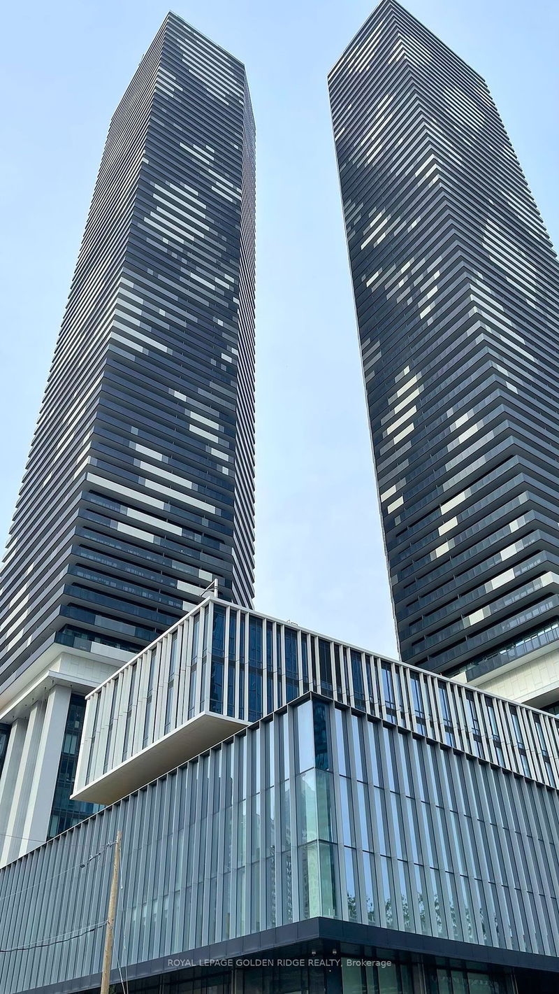home for lease on 6812-55 Cooper Street