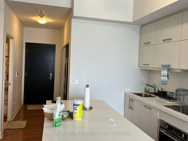 home for lease on 4406-65 St Mary Street