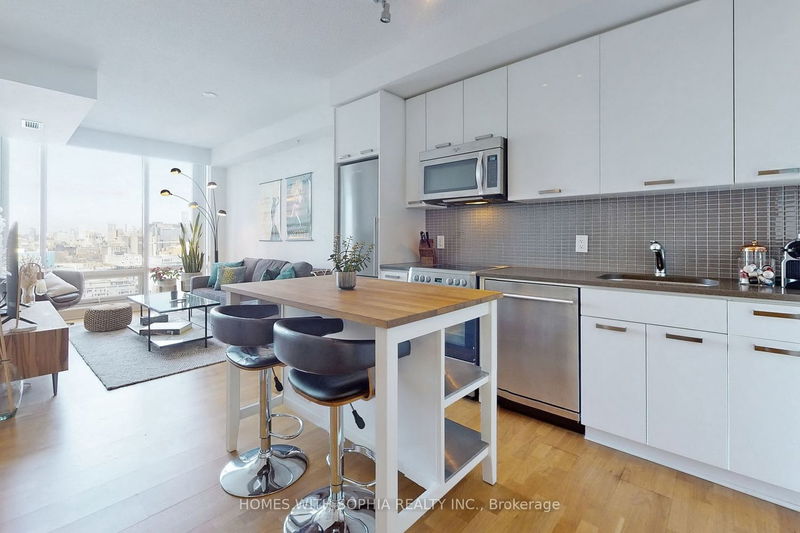 home for lease on 2403-295 Adelaide Street W