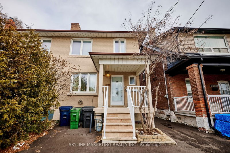 home for lease on Lower-1951 Dufferin Street