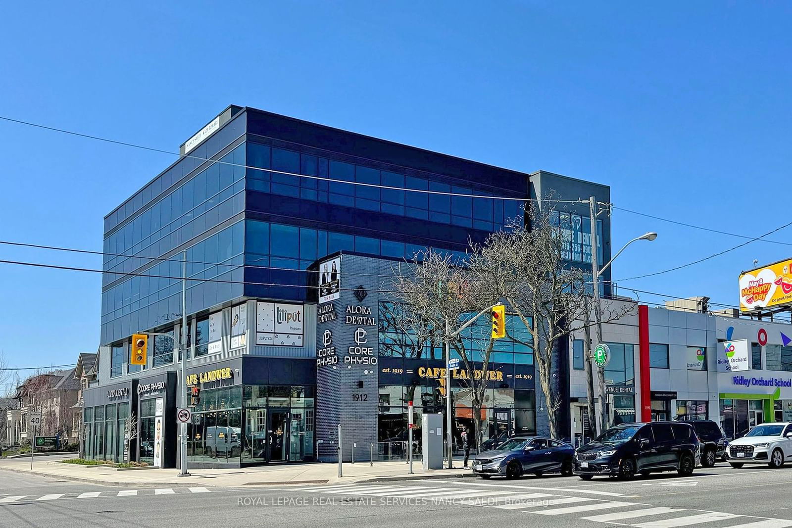 Building in 1912 Avenue Road