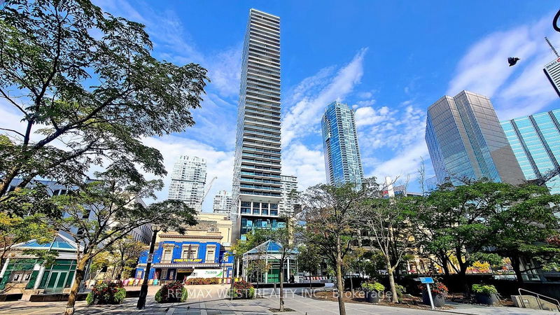 home for sale on 3702-224 King Street W