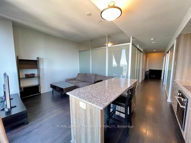 Ph101 - 426 University Ave, Toronto, M5G 1S9 | Image 3