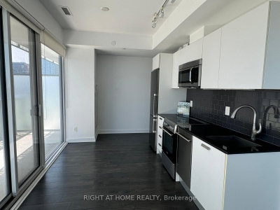 Unit 2802 — 42 Charles Street E — photo 5